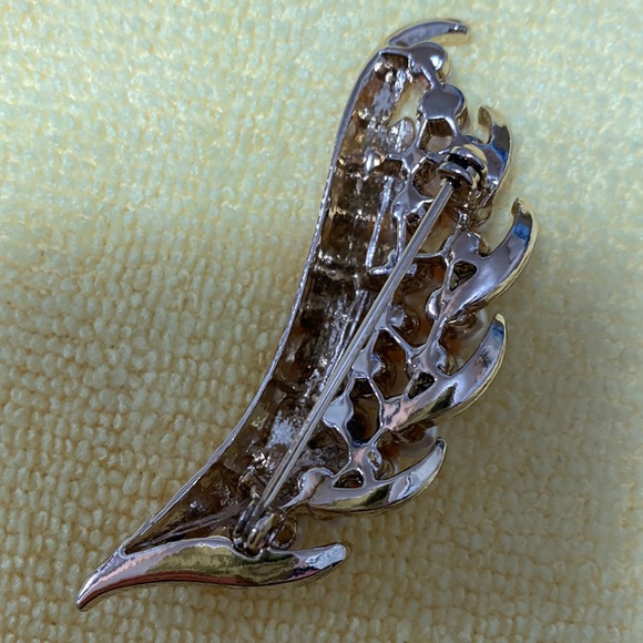 Brooch - Picture 3 of 4